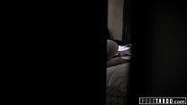 Vídeo pornô gratuito novinha transando com negro dotado
